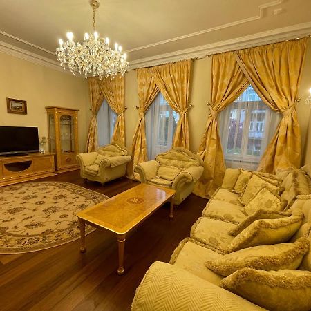 Apartma Premium カルロヴィ・ヴァリ エクステリア 写真