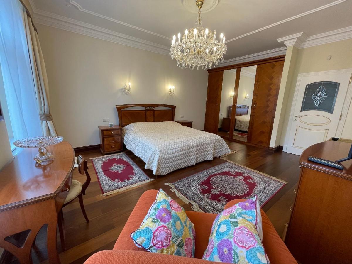 Apartma Premium カルロヴィ・ヴァリ エクステリア 写真