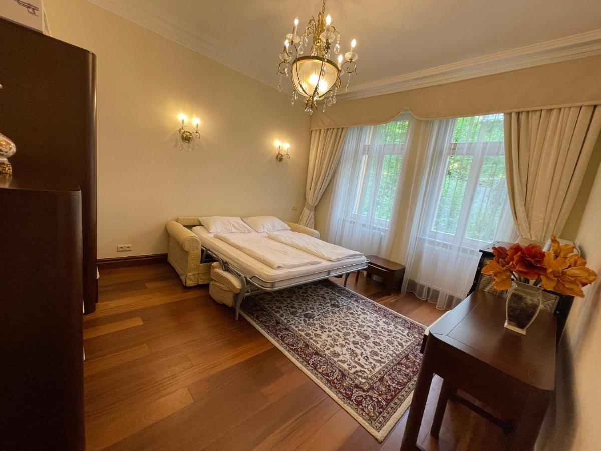 Apartma Premium カルロヴィ・ヴァリ エクステリア 写真
